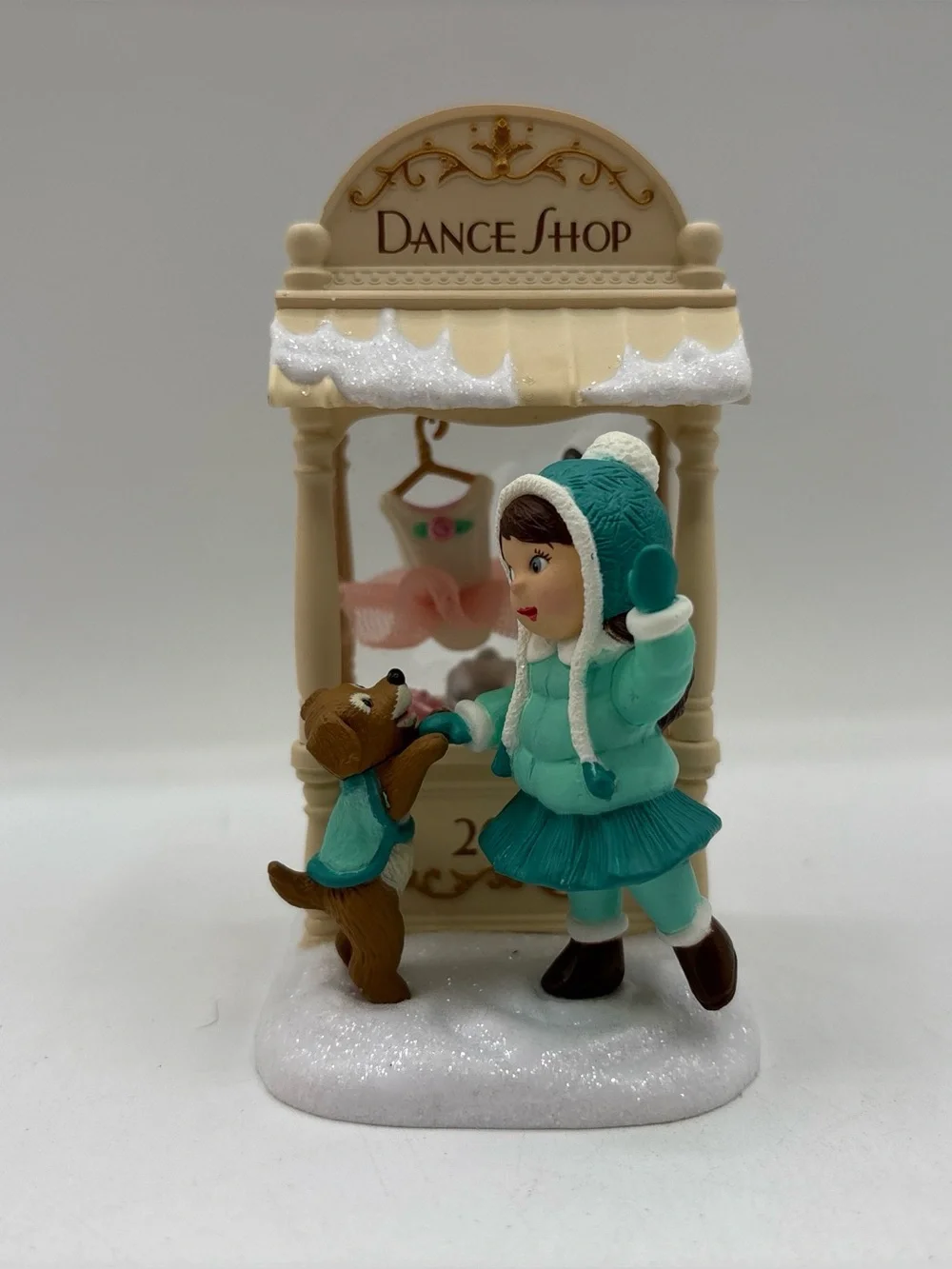 Hallmark Keepsake Club 2016 Christmas Window 2016 Christmas Tree Ornament 14th
